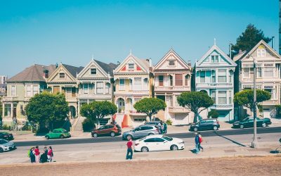 Vecinos, los mejores aliados cuando te vas de vacaciones