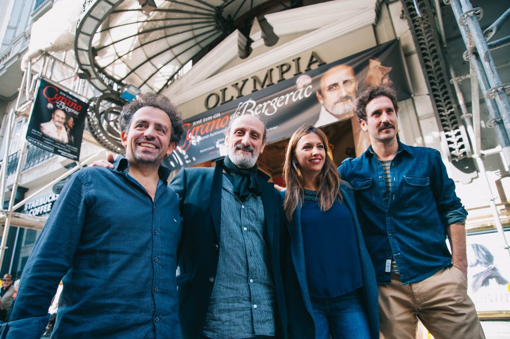 Jose Luis Gil presenta en Olympia Cyrano de Bergerac. Administrador de fincas